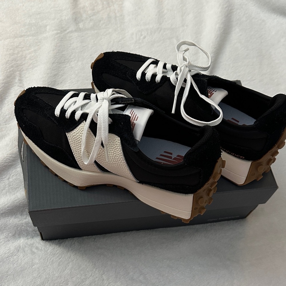 New Balance Women's Black and Cream Sneakers
